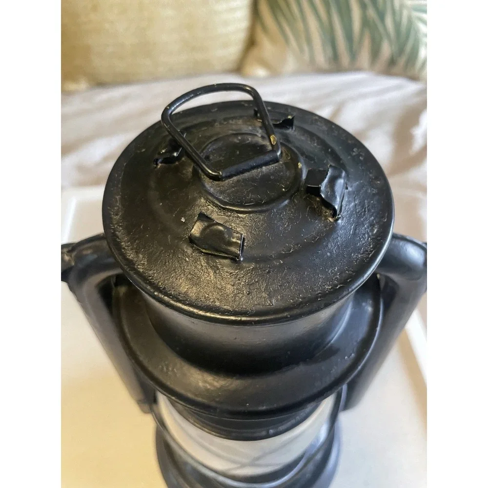 Antique Early Oil Lantern Vtg Hibbard Spencer Bartlett Co Lantern NO3 Lamp Black